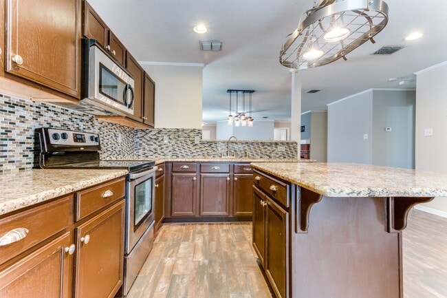 Building Photo - WANTED: Lovely Single Story with New Carpet
