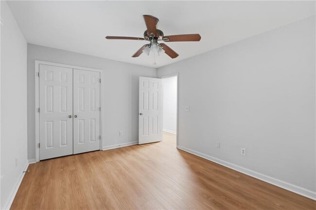 Building Photo - 620 Brook Landing Ct
