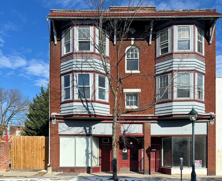 Primary Photo - 112 E Washington St