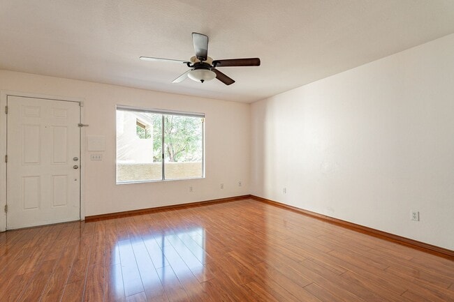 Building Photo - Ready to Move In - Two Bedrooms!