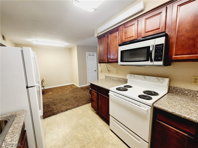 Building Photo - 5405 Indian River Dr