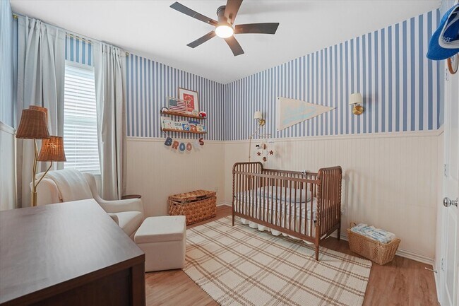 Building Photo - 5028 Waterway Dr