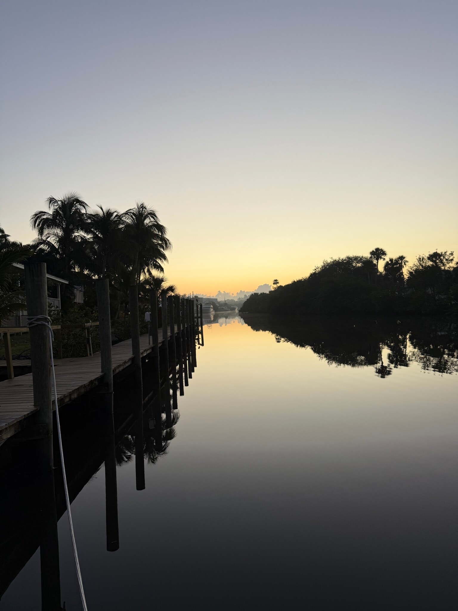 Building Photo - 730 SW Salerno Rd