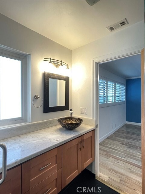 Building Photo - 6326 Villa Rosa Dr