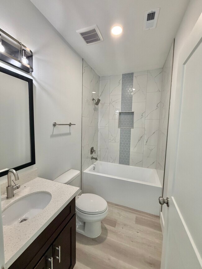 Building Photo - 3533 Alderfer St