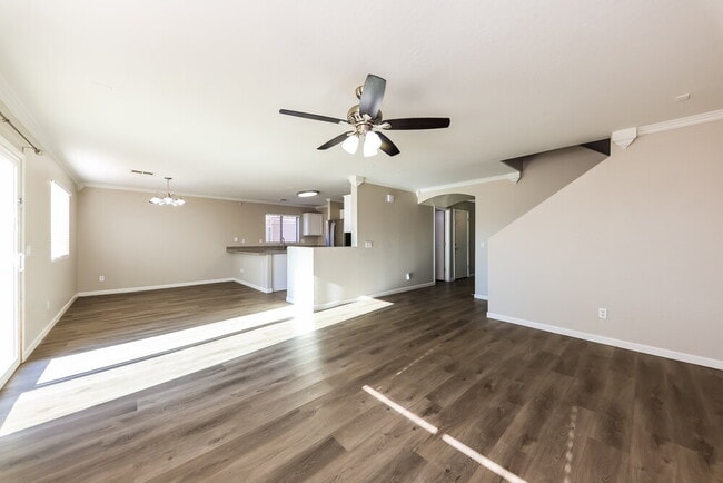 Building Photo - 15995 W Vogel Ave