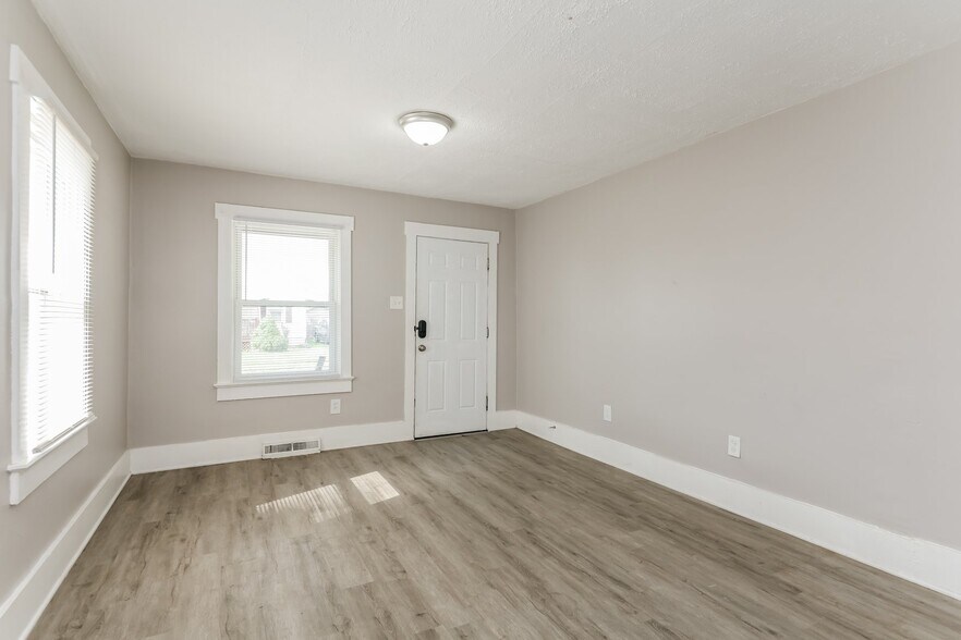 Building Photo - 506 Greene St