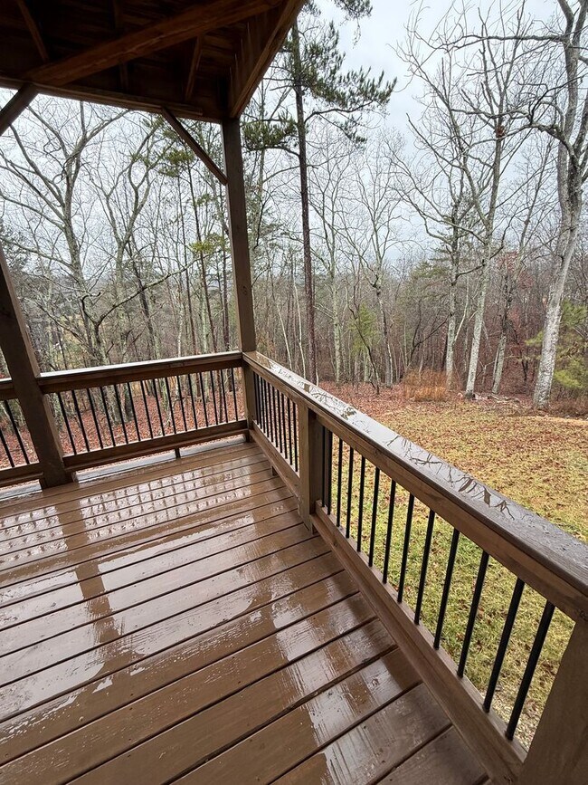 Building Photo - Ooltewah Rental 3 Bedrooms + Full Finished Basement