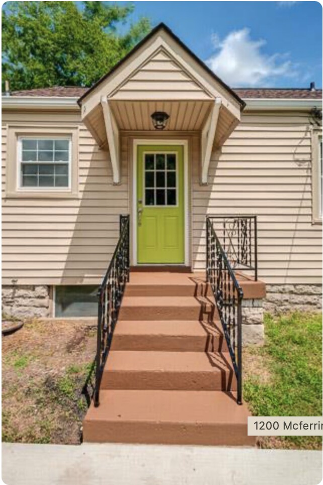 Building Photo - 2 bd/ 1bth w/ heated storage shed/studio, fenced yard