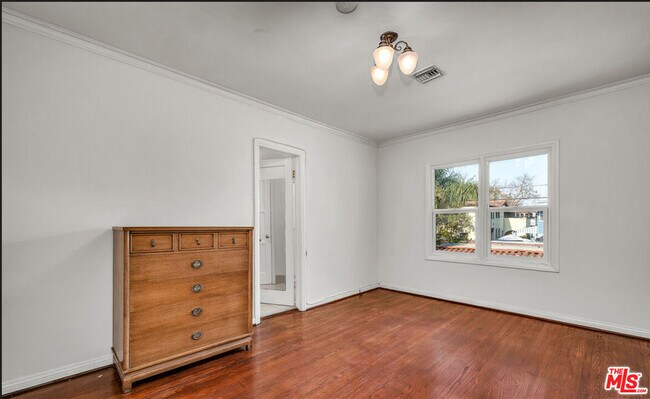 Building Photo - 6369 Orange St