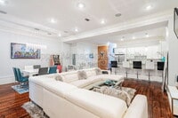 Building Photo - 1201 Baronne St