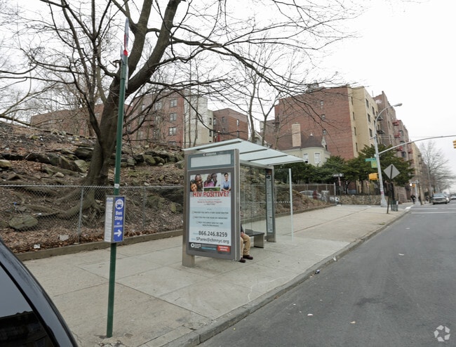 Building Photo - Frederica