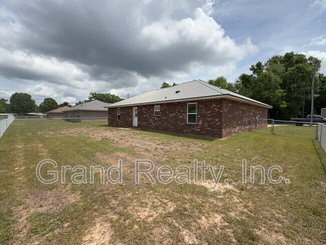 Building Photo - 4025 Brittany Ln