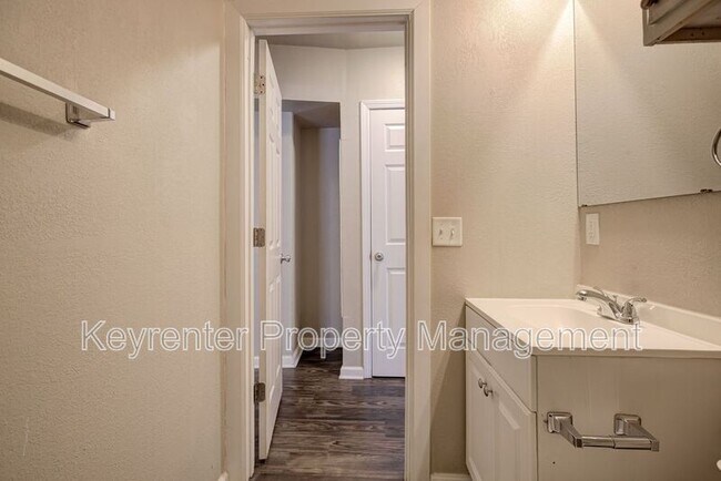 Building Photo - 2325 NW 12th St