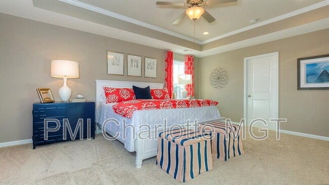 Building Photo - 1120 Walbury Hl