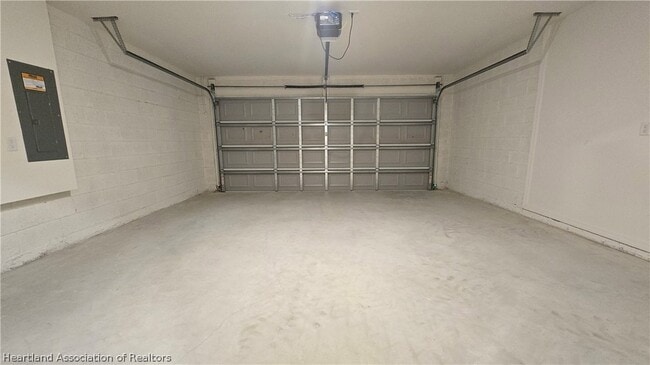 Building Photo - 1260 Stone Ridge Cir