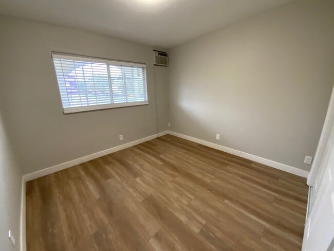 Building Photo - 2930 Marysville Blvd