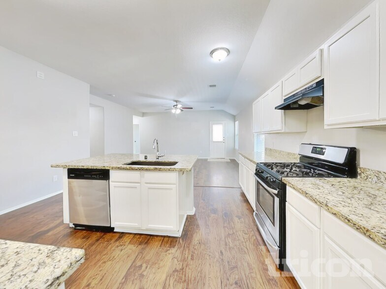 Building Photo - 23319 Dukes Run Dr