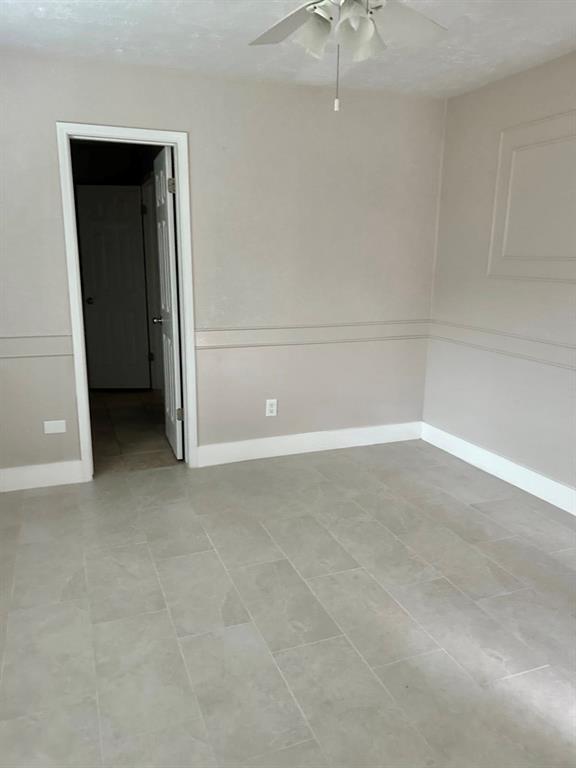 Building Photo - 22706 Garden Canyon Dr