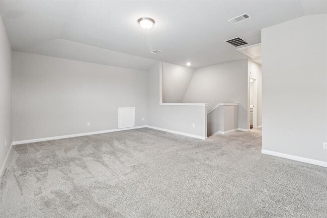 Building Photo - 616 Sigourney Wy