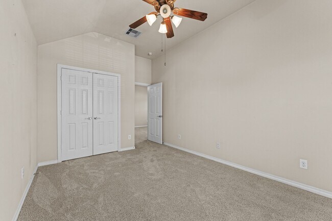 Building Photo - 20698 Oakhurst Meadows Dr