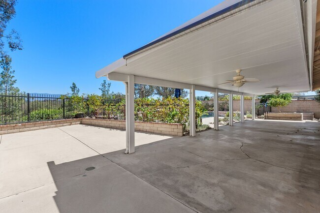 Building Photo - 42994 Agena St
