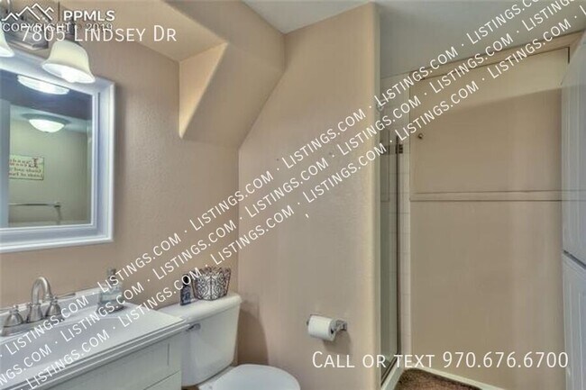 Building Photo - 7805 Lindsey Dr