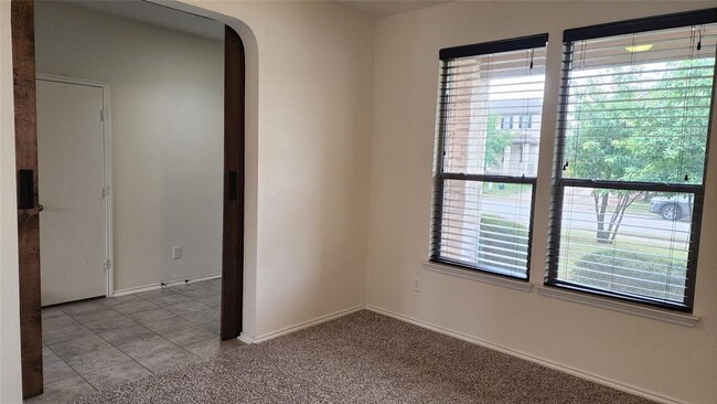 Building Photo - 1109 Strickling Dr