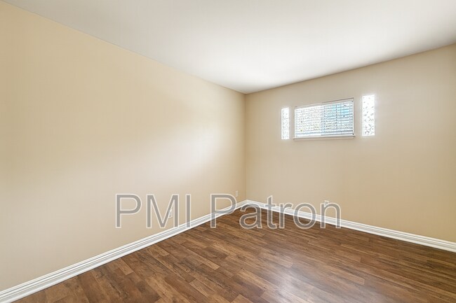 Building Photo - 11500 Cozumel St