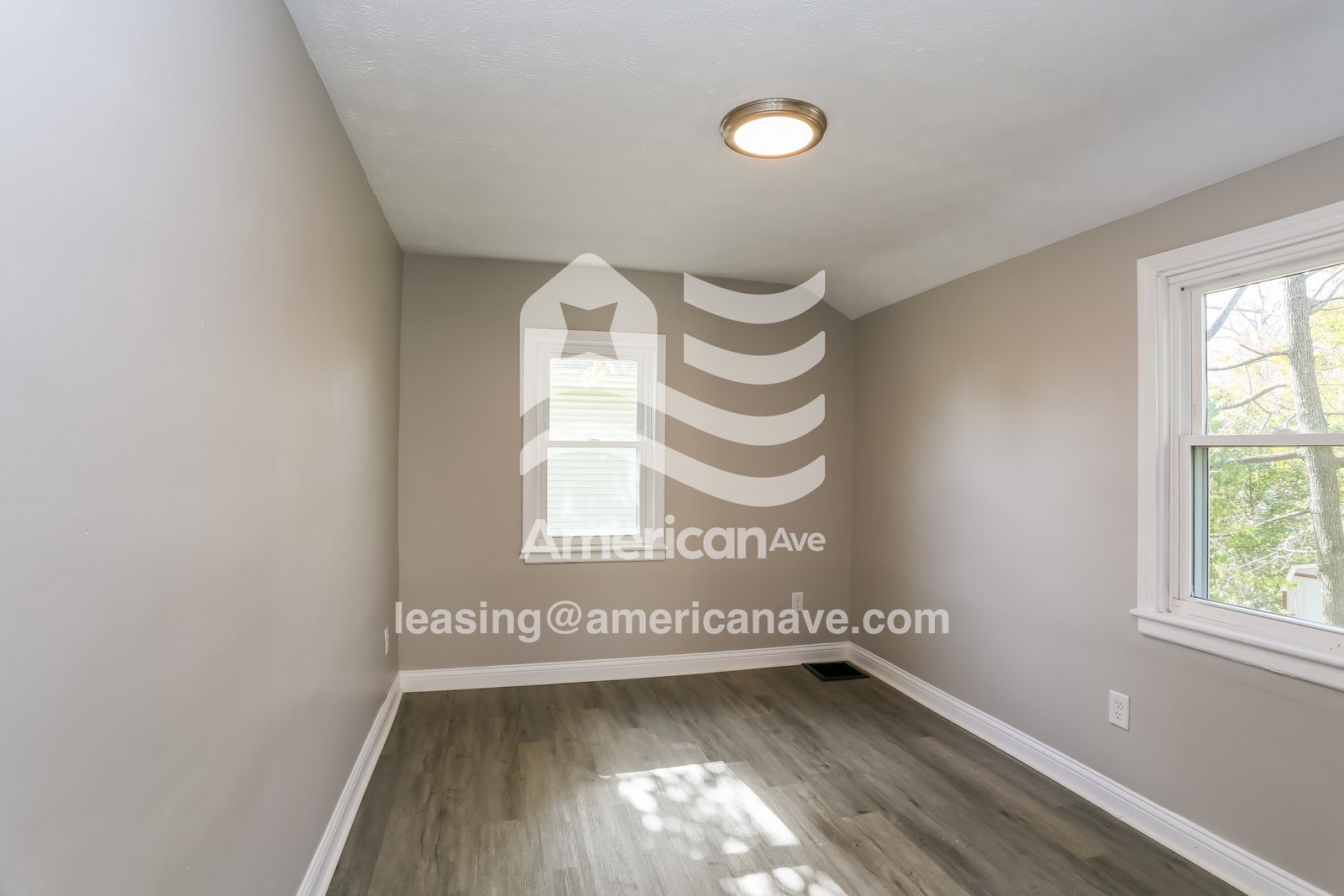 Building Photo - 701 Northview Ave