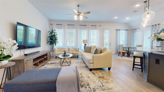 Building Photo - 29614 Mahogany View Ln
