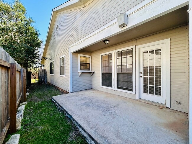 Building Photo - 9315 Kempler Dr