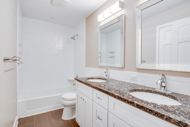 Building Photo - 3631 Falkner Dr