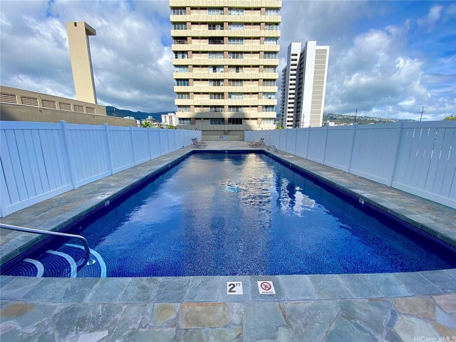 Building Photo - 2525 Date St