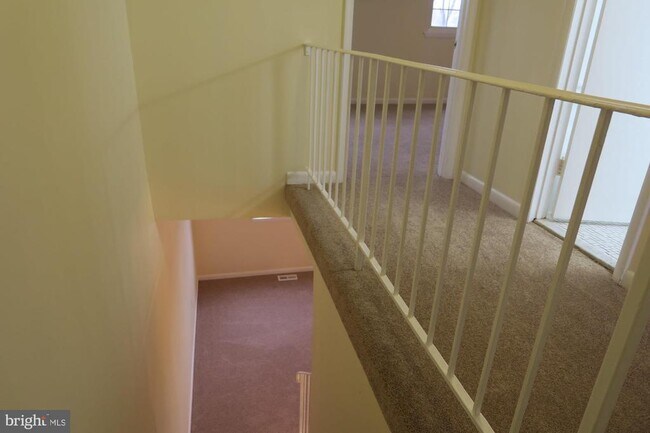 Building Photo - 3514 Cranmer Mews