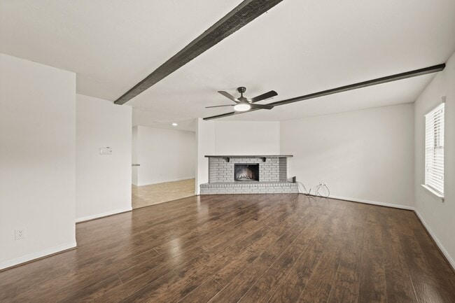 Building Photo - 6711 Pickett Dr