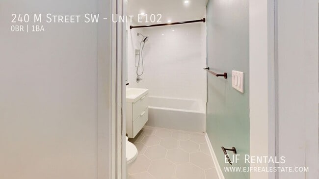 Building Photo - 240 M St SW