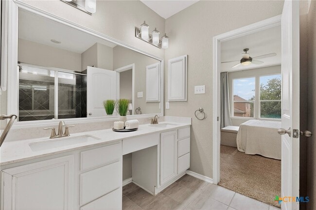Building Photo - 429 Sheepshank Dr