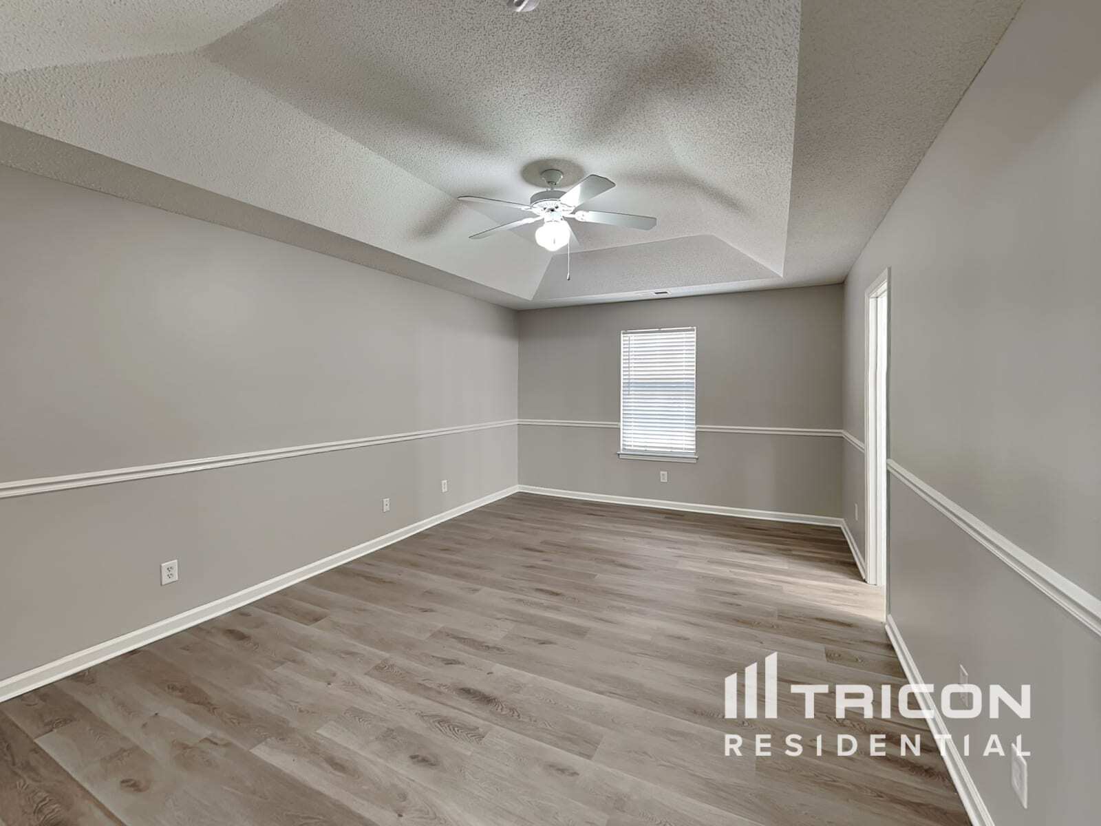 Building Photo - 239 Longshadow Dr