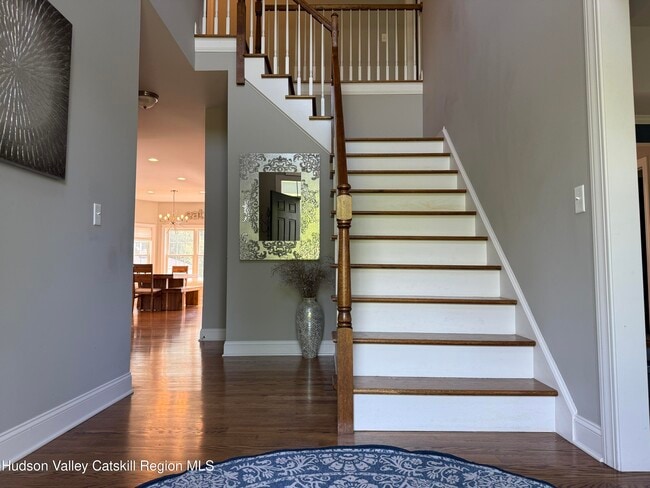 Building Photo - 7 Hammerstone Ln