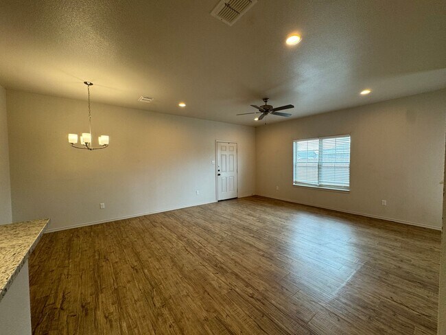 Building Photo - Cooper ISD- Luxury Duplex in Southwest Lub...