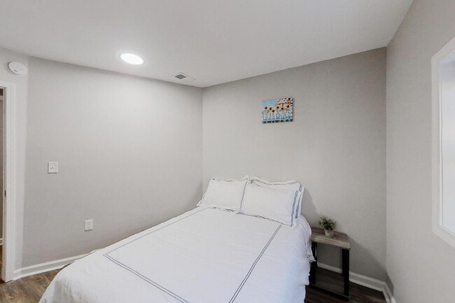 Building Photo - The Castile | Morrow Home living made easy—just a 3-minute drive to Mt Zion Blvd & E Meyer Dr tra...