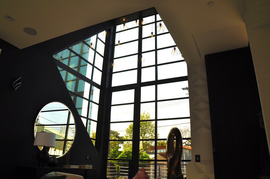 Building Photo - 838 California Ave