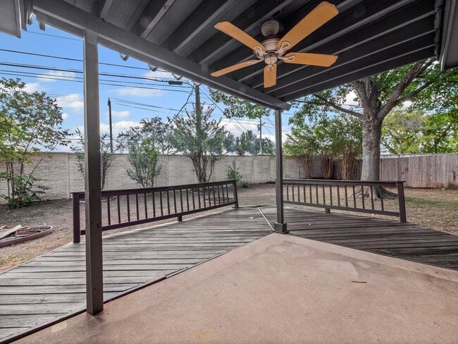 Building Photo - 2801 Single Trace Ct