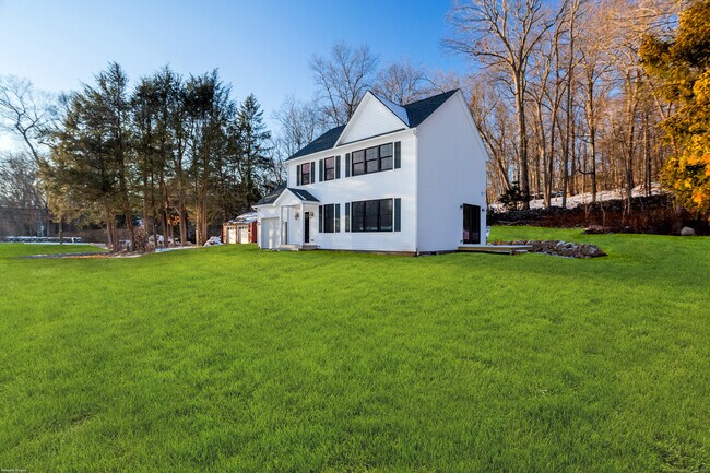 Primary Photo - 157 Good Hill Rd