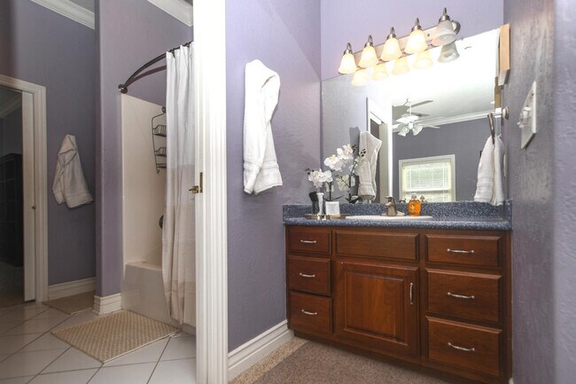 Building Photo - 21685 Merion Ct