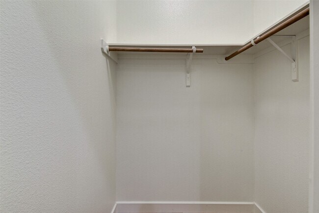 Building Photo - 1614 Northwood St