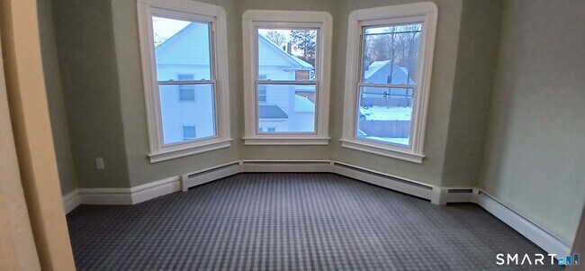 Building Photo - 23 Williams St