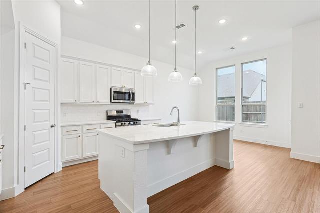 Building Photo - 1708 Pegasus Dr