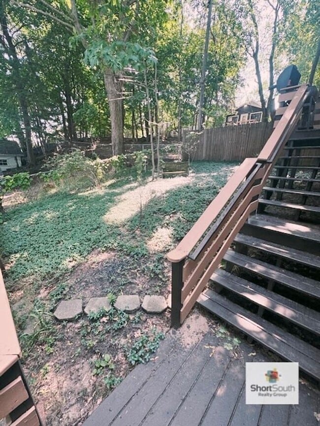 Building Photo - Fully Furnished 1.5 bath home in Muskegon ...
